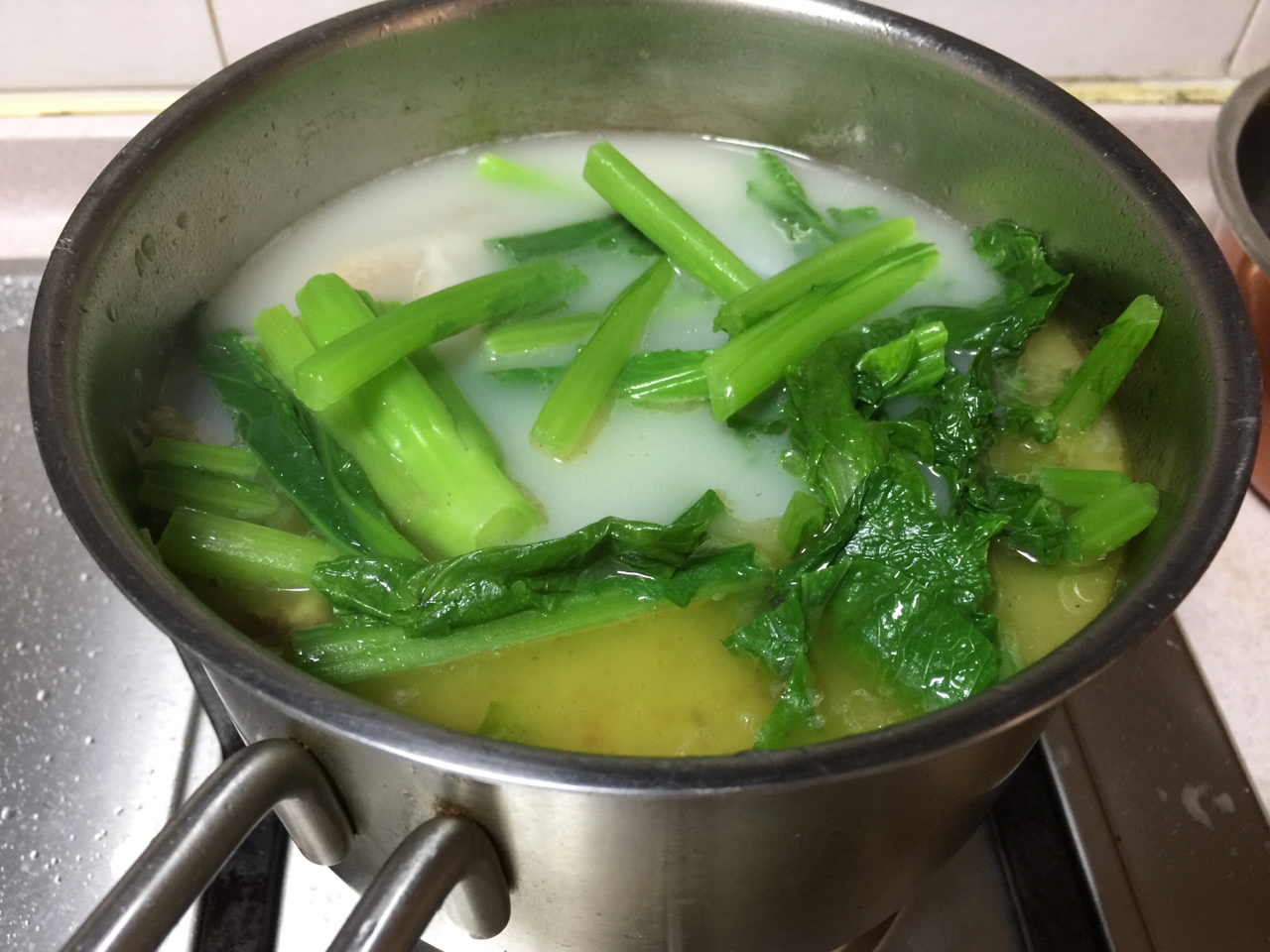 龍骨鯽魚春菜湯的做法 步骤8