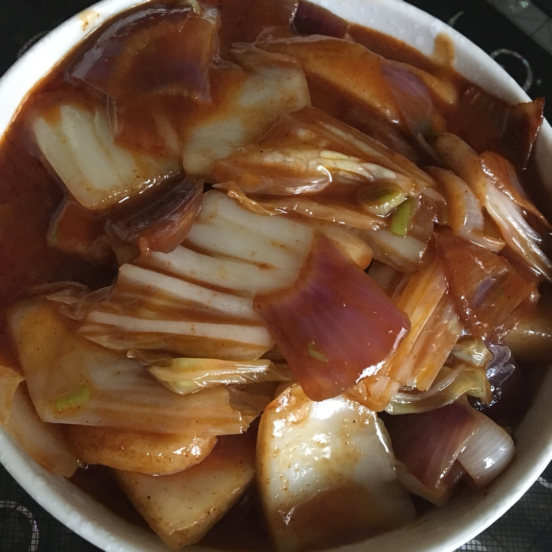 韓國辣醬炒年糕的做法 步骤3