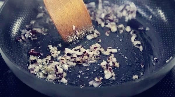 香滑濃醇奶油蘑菇湯—君之配方的做法 步骤3