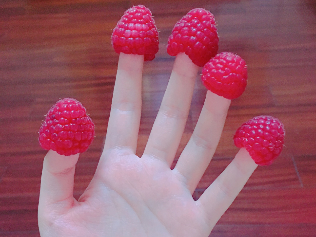 白白醬的手指樹莓的做法 步骤2