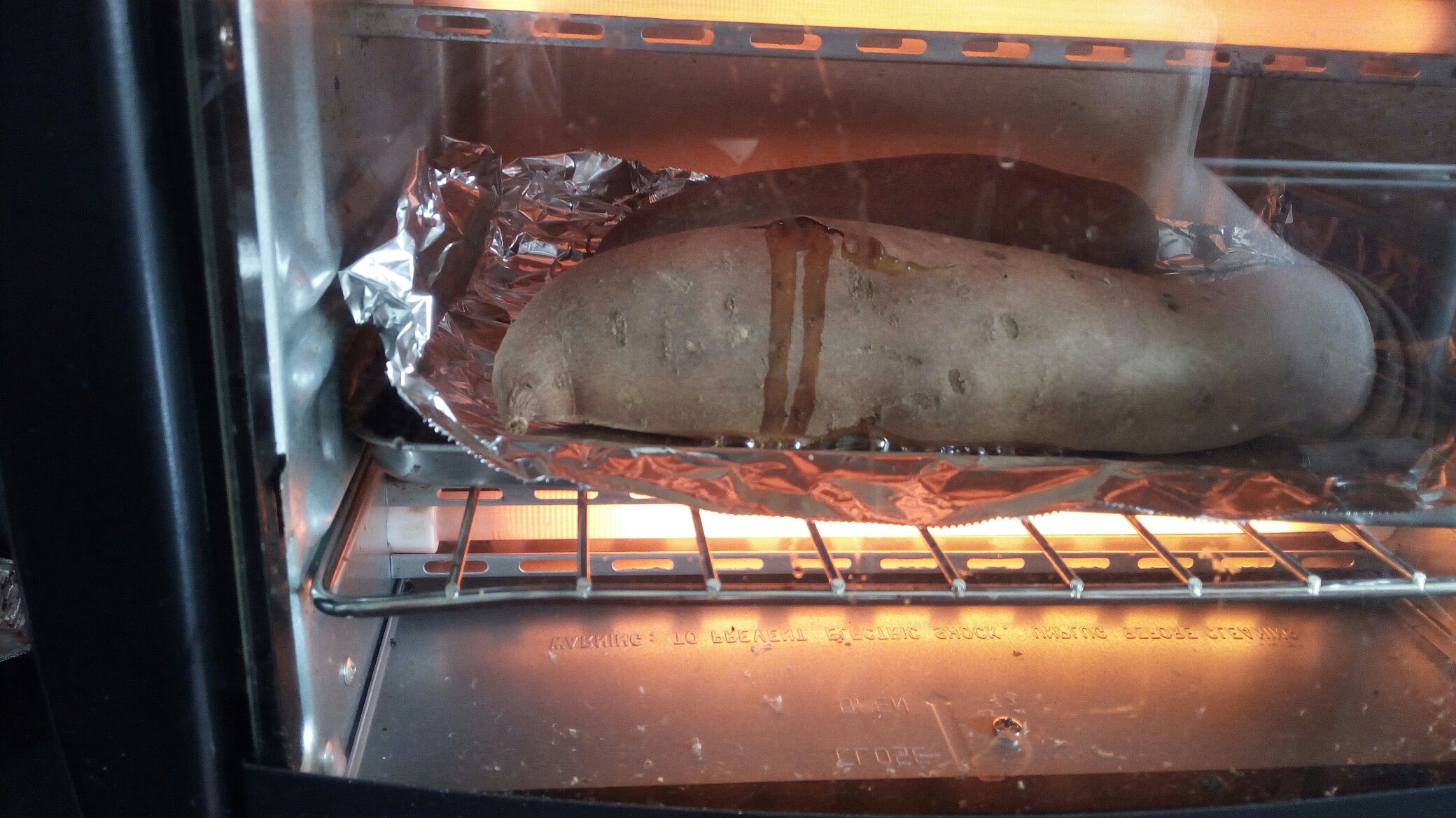 烤箱烤紅薯的做法 步骤1