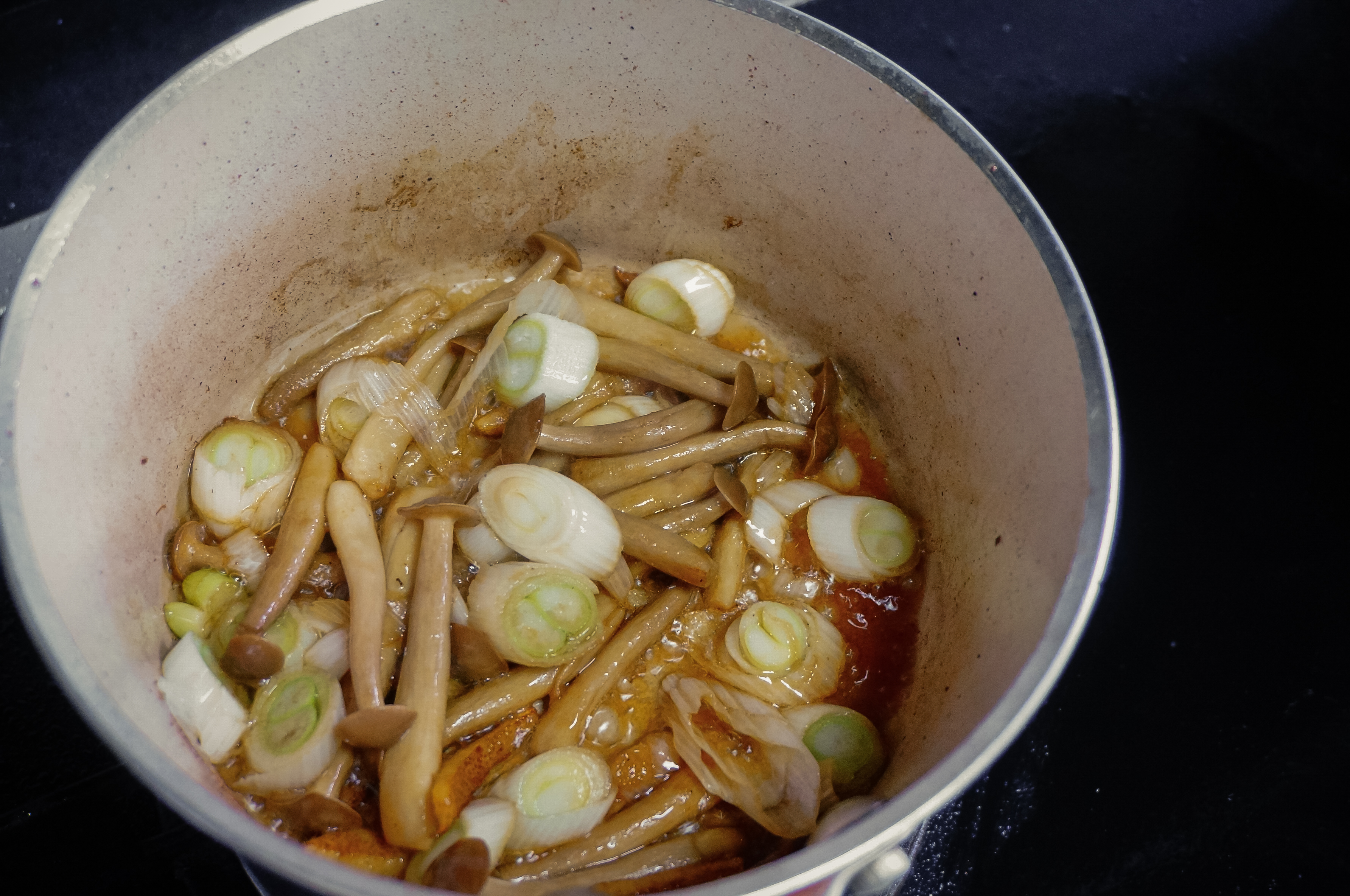 茶樹菇鴨肉湯面的做法 步骤5