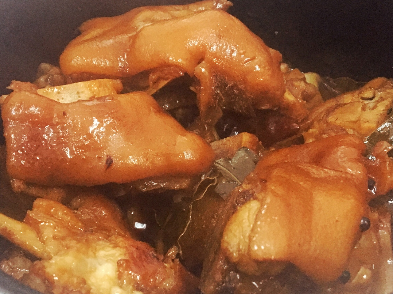 電飯煲版炖五香甜辣豬蹄的做法 步骤6