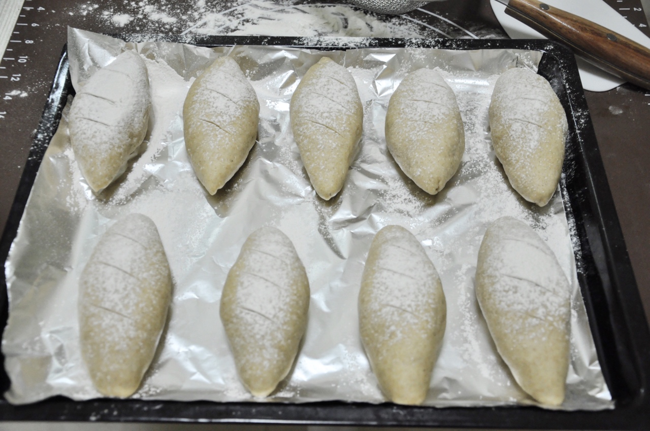 咸蛋黃麻薯芋泥包的做法 步骤6
