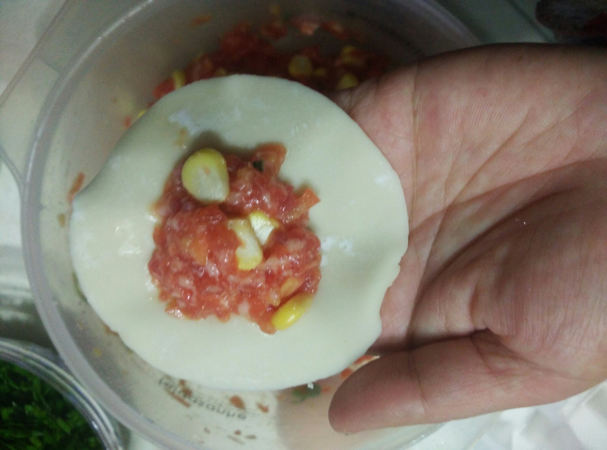 胡蘿卜玉米豬肉水餃的做法 步骤3