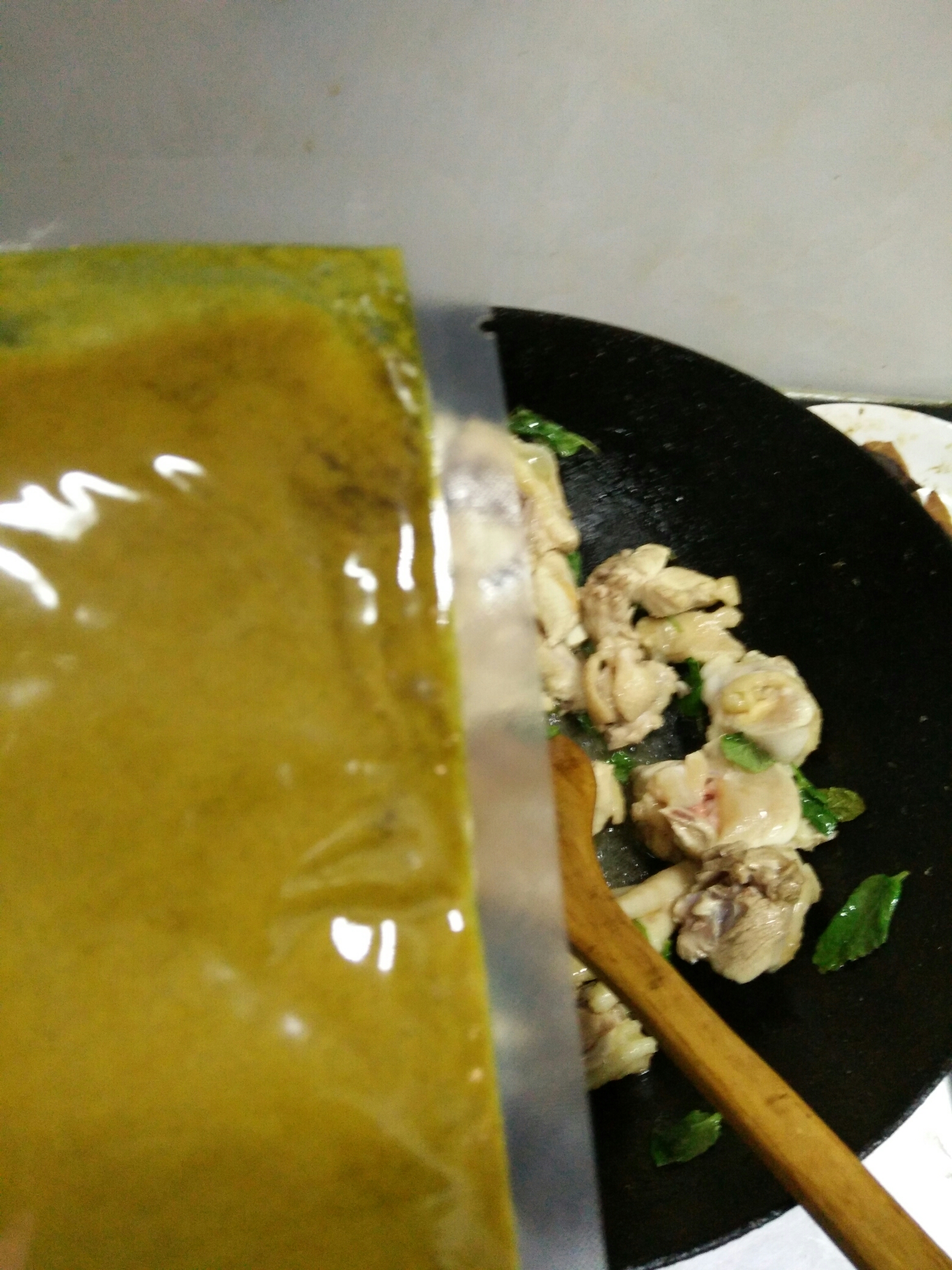 薄荷青咖喱雞的做法 步骤3