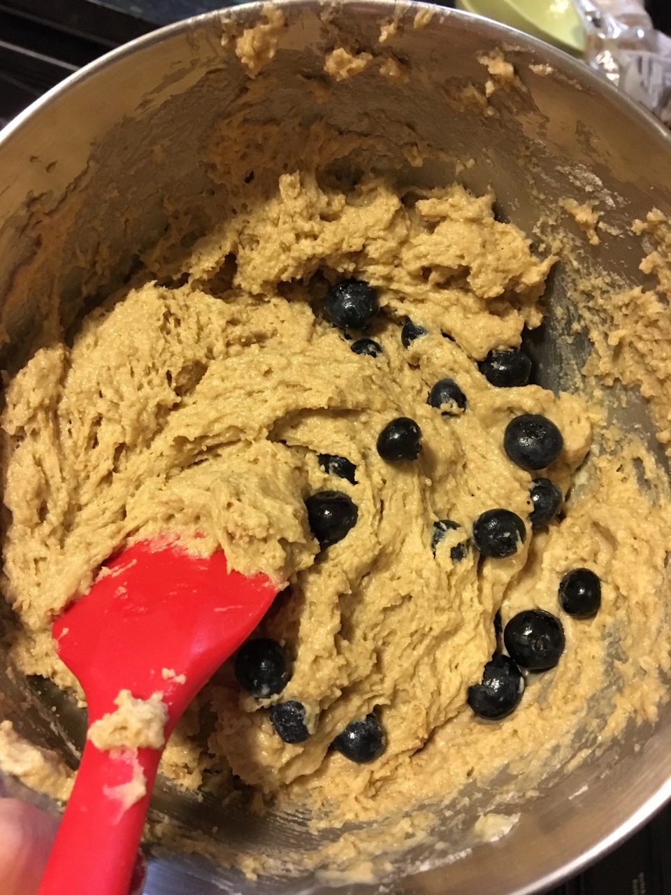 Blueberry yogurt honey muffin (x4)的做法 步骤5