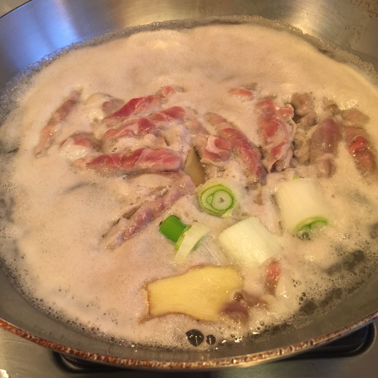 喂飽小怪物速成班－暖胃暖身的羊肉湯面片兒的做法 步骤5