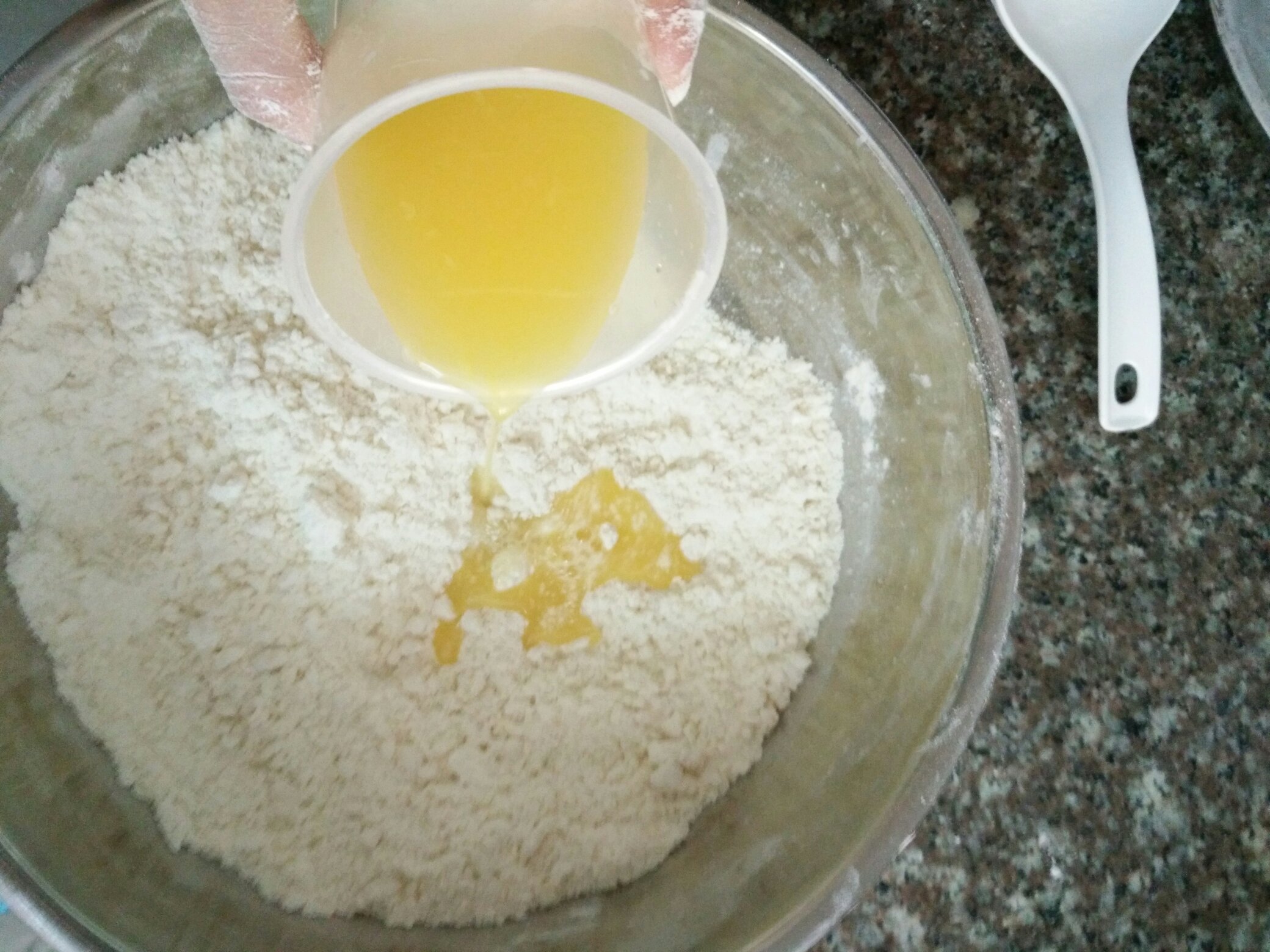 橙汁面包（免出膜）的做法 步骤9