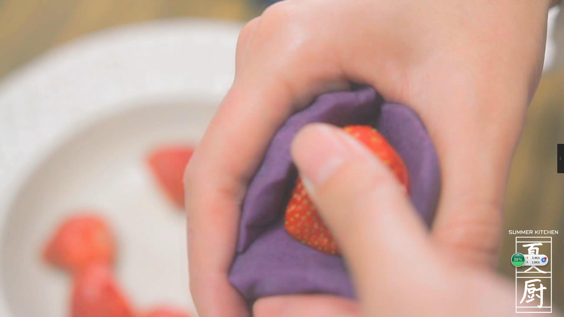 紫薯草莓球的做法 步骤5