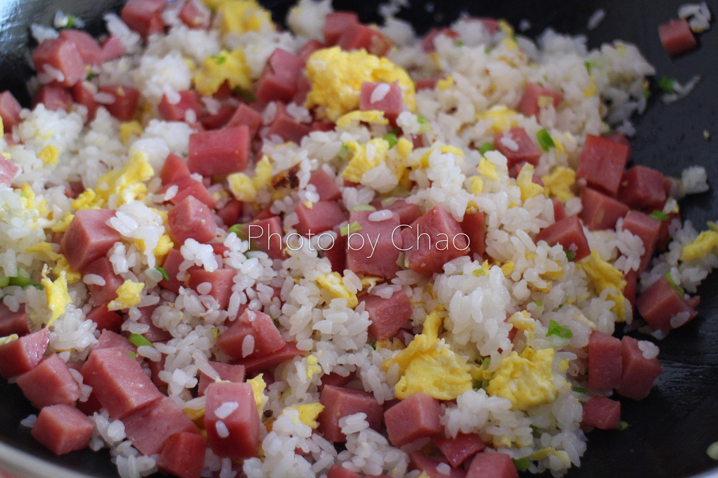 火腿蛋炒飯（用新鮮米飯炒出顆粒分明蛋炒飯）的做法 步骤10