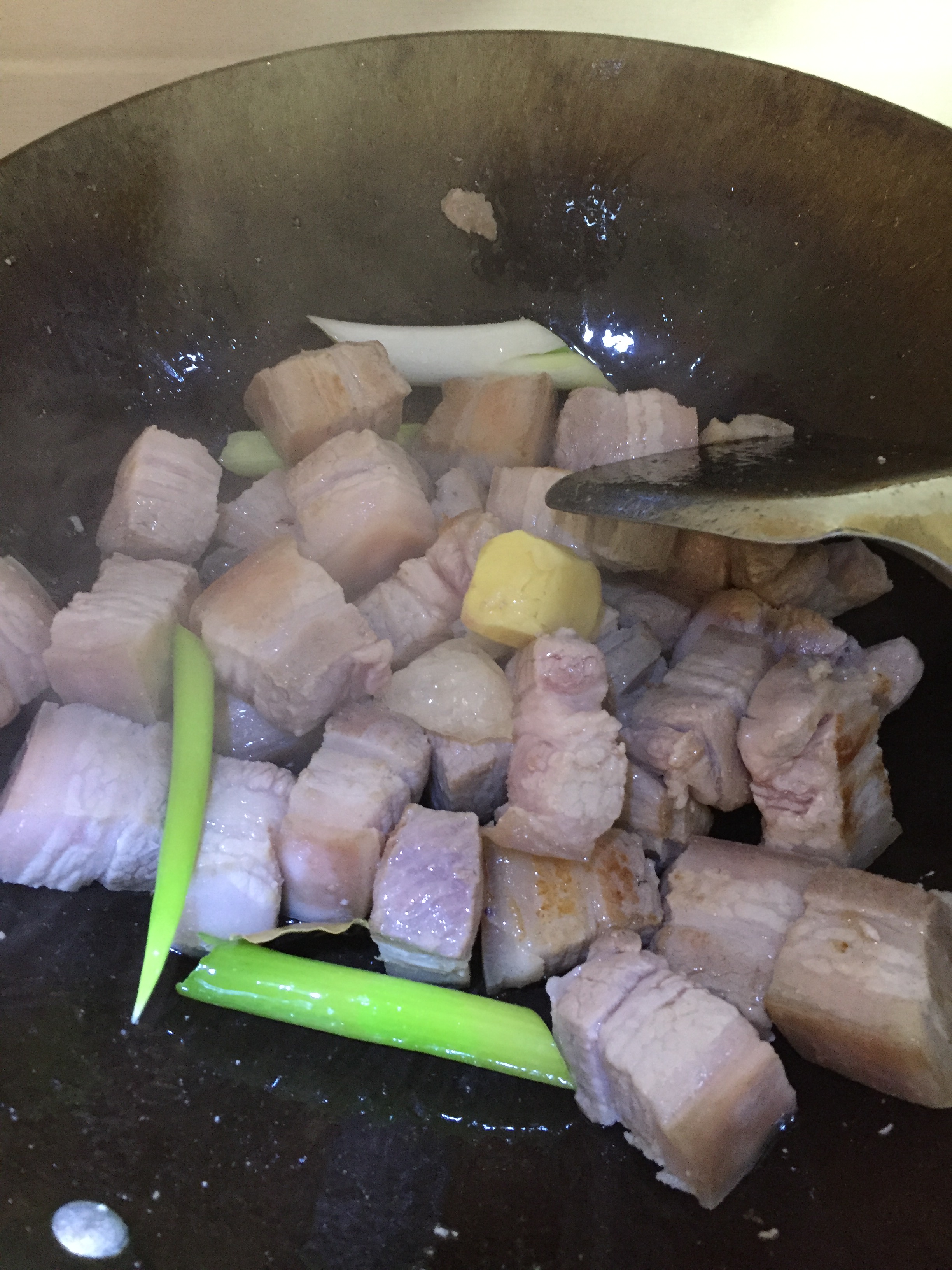 電飯鍋紅燒肉的做法 步骤2