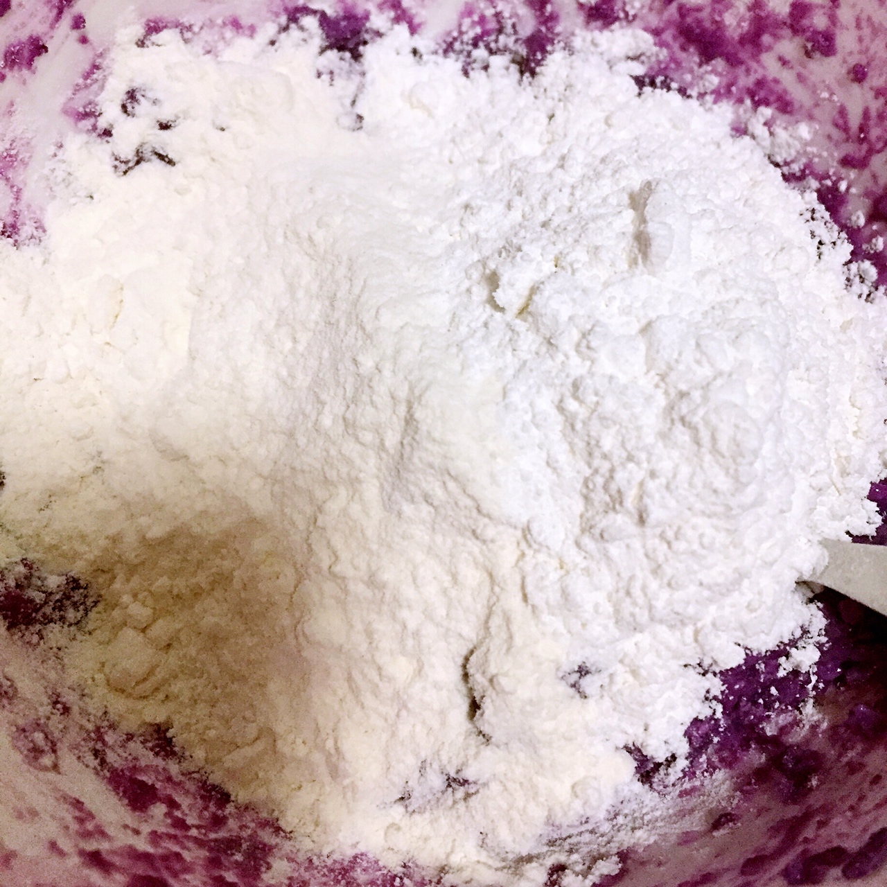 超簡超好吃-紫薯乳酪糯米餅的做法 步骤2