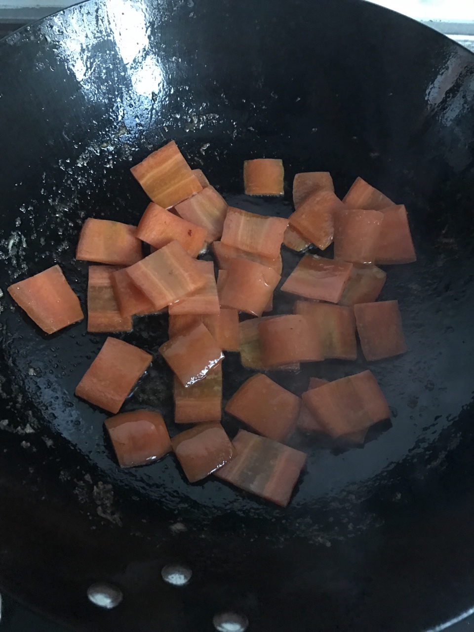 青椒胡蘿卜炒大肉片的做法 步骤6