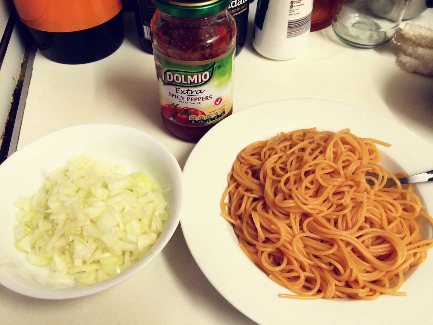 洋蔥pasta番茄面的做法 步骤2