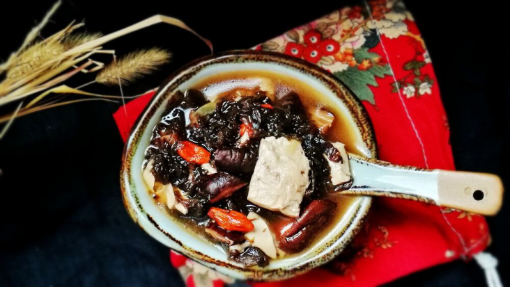 滋補靚湯，好喝到可以吃飽~雙菇炖豆腐•圓滿素食的做法 步骤8