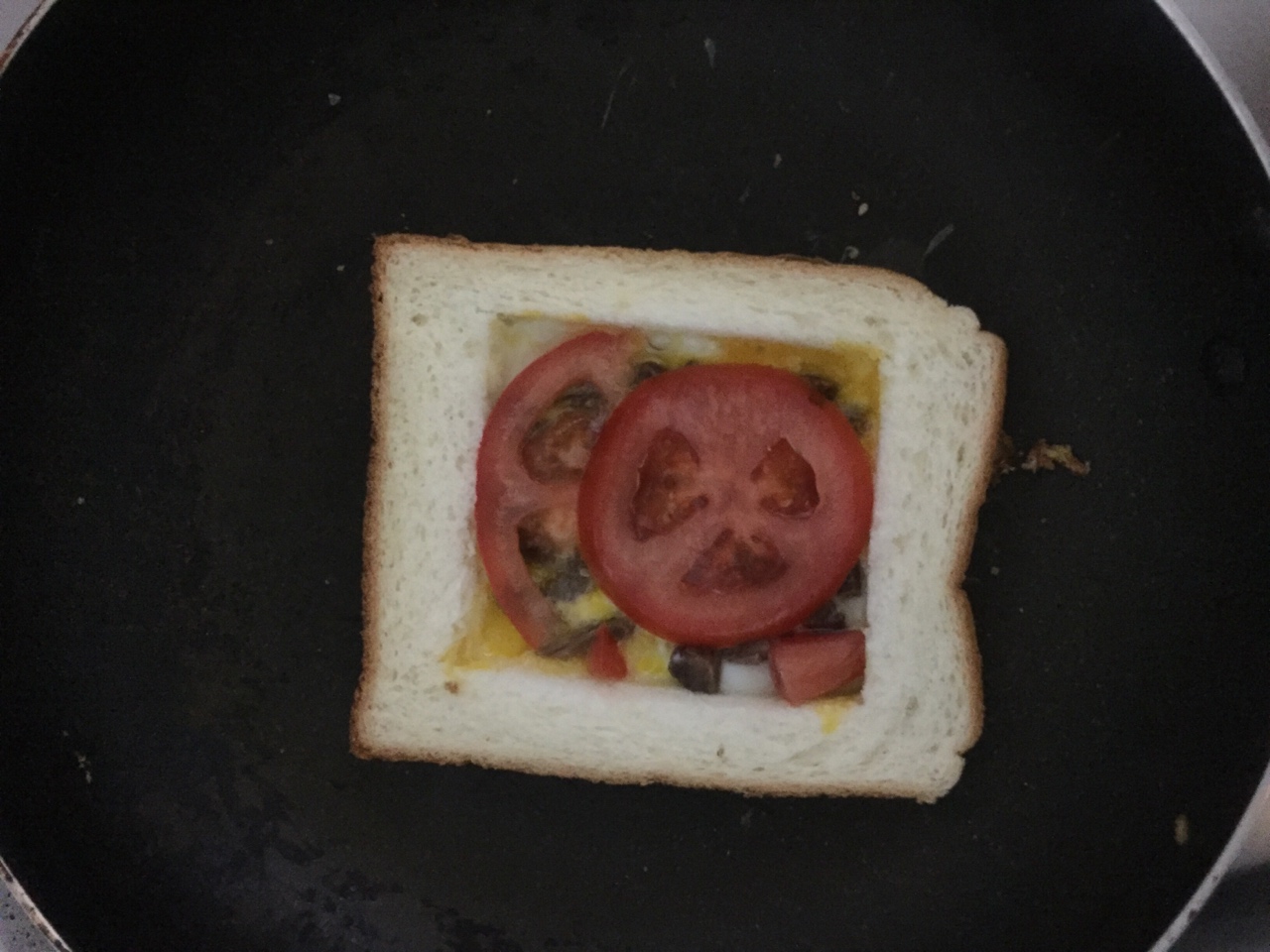 西紅柿牛肉三明治的做法 步骤4