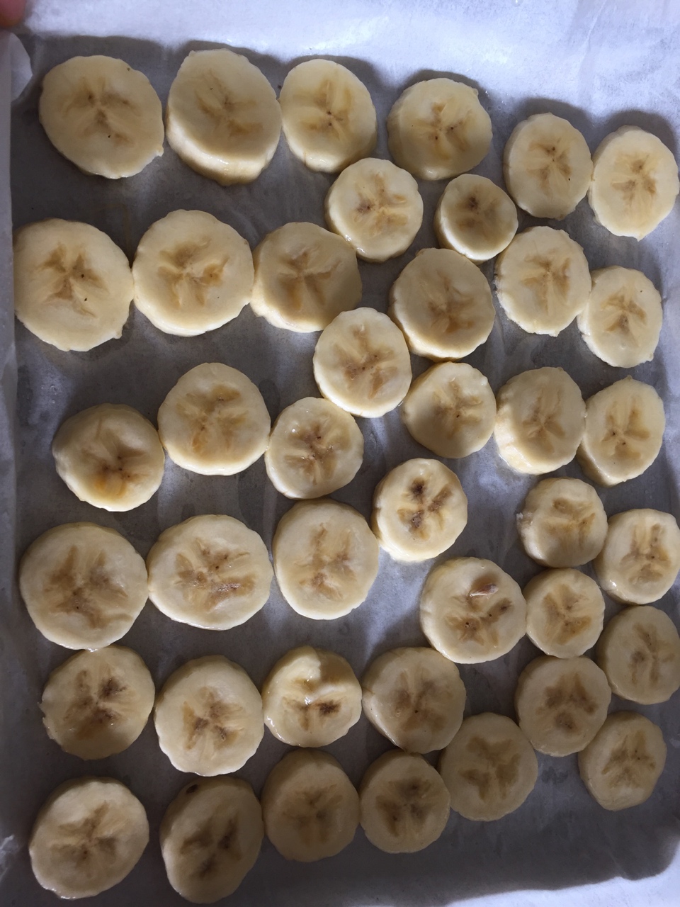 烤香蕉片的做法 步骤1