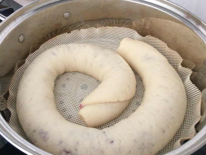 牛奶紫薯盤龍饅頭的做法 步骤9