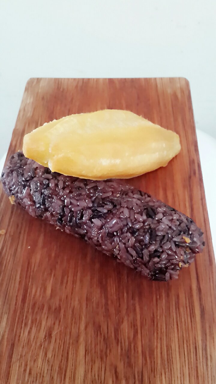 紫米肉松粢飯團的做法 步骤4