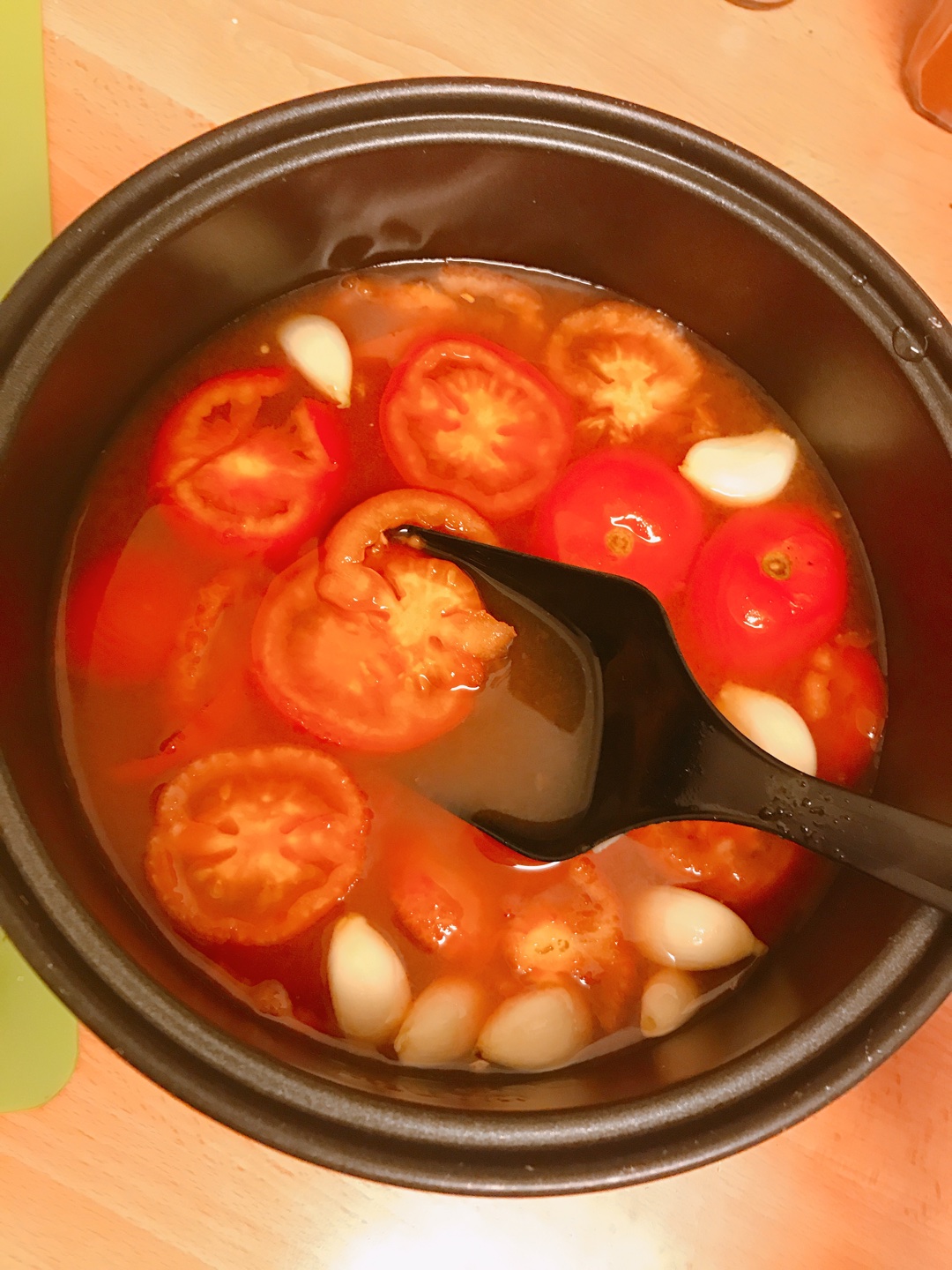超簡易番茄火鍋鍋底（留學生版）的做法 步骤2