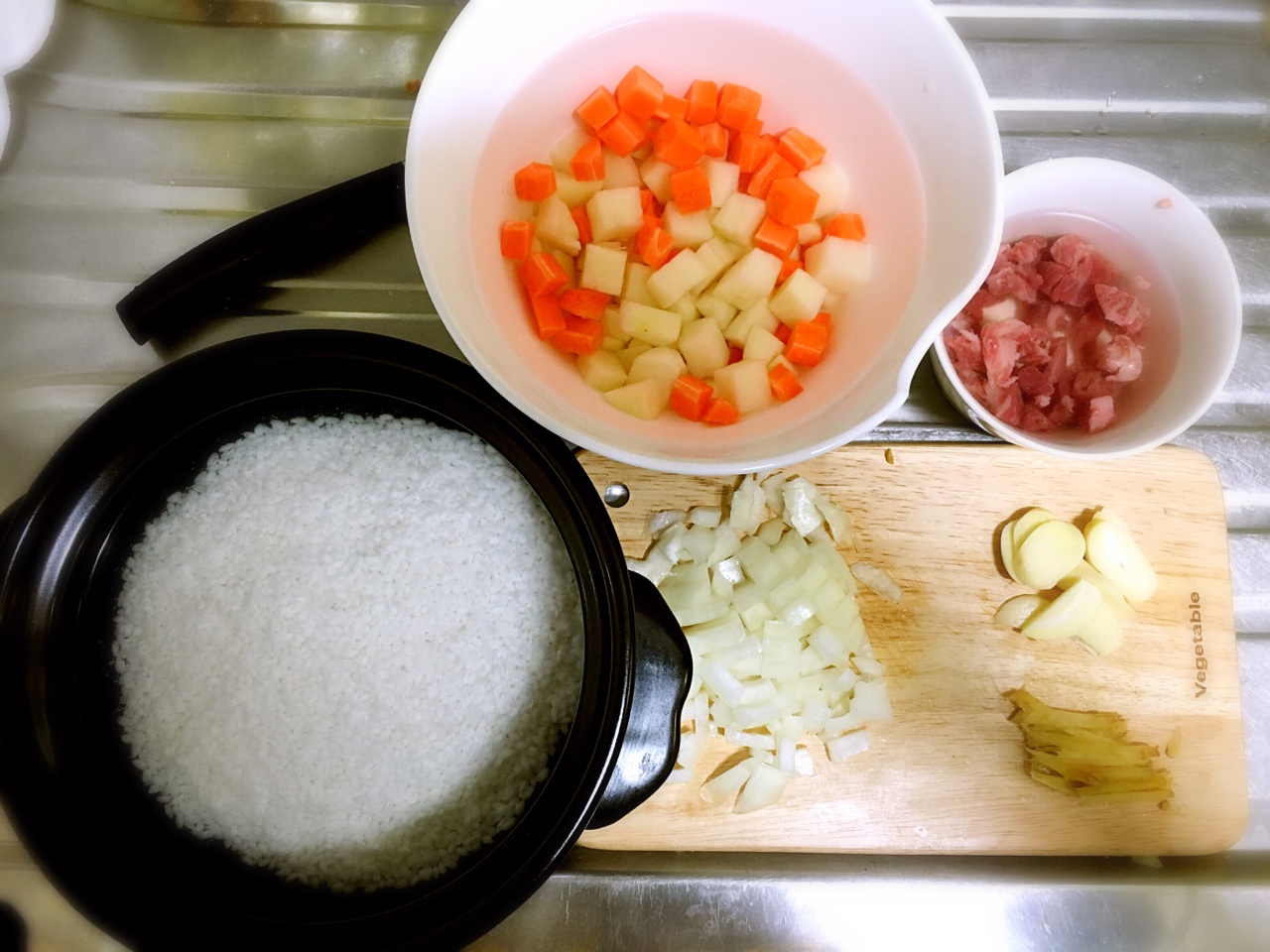 牛肉土豆燜飯的做法 步骤1
