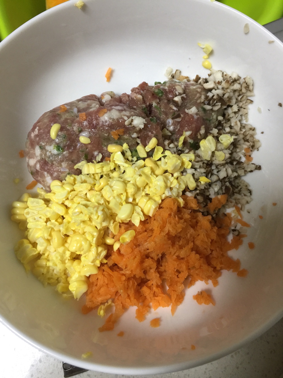 營養玉米胡蘿卜香菇肉蒸餃+南瓜圓子粥的做法 步骤1