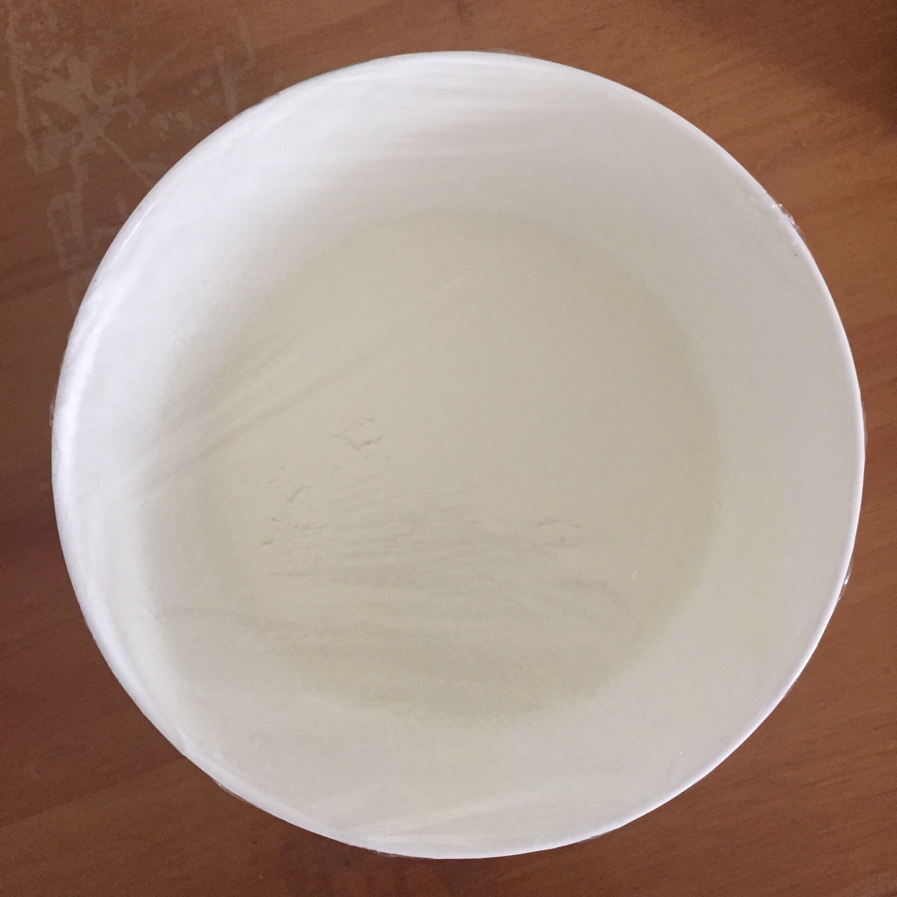 自制稀酸奶（奶粉電飯鍋版）的做法 步骤2