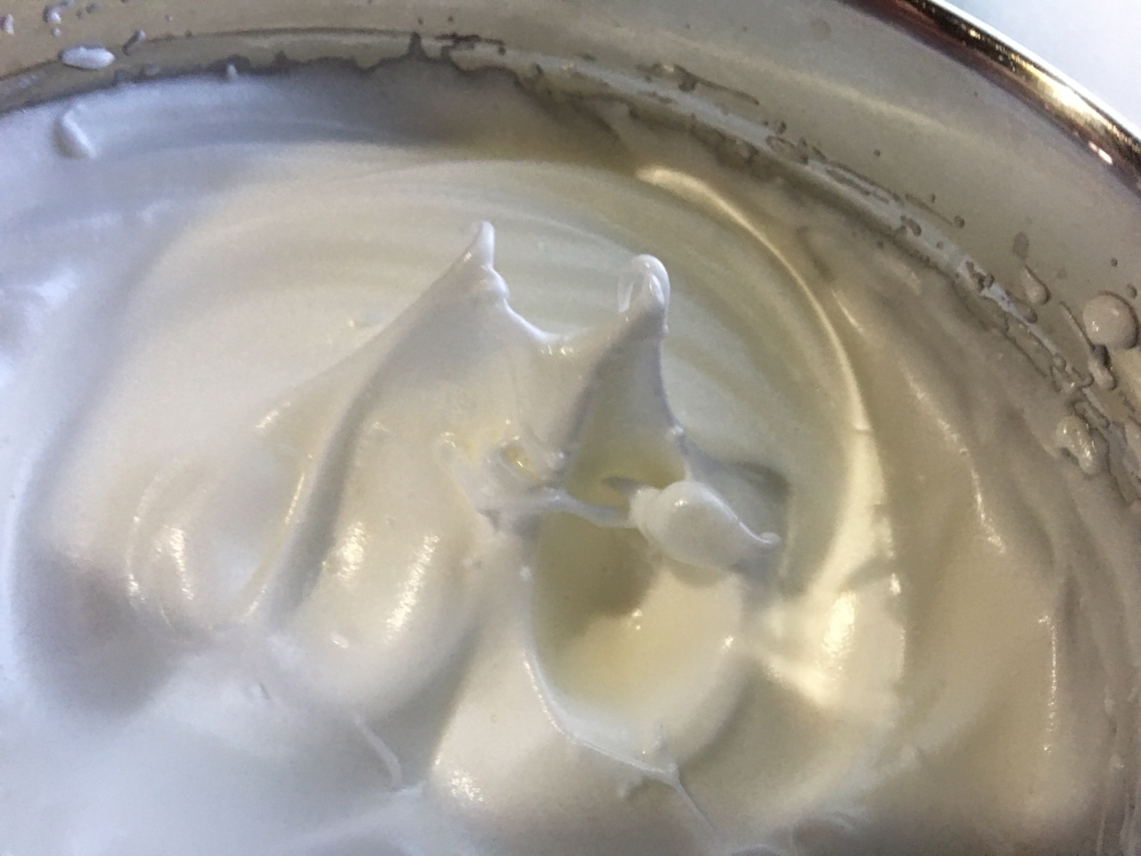 酸奶蛋糕卷的做法 步骤1