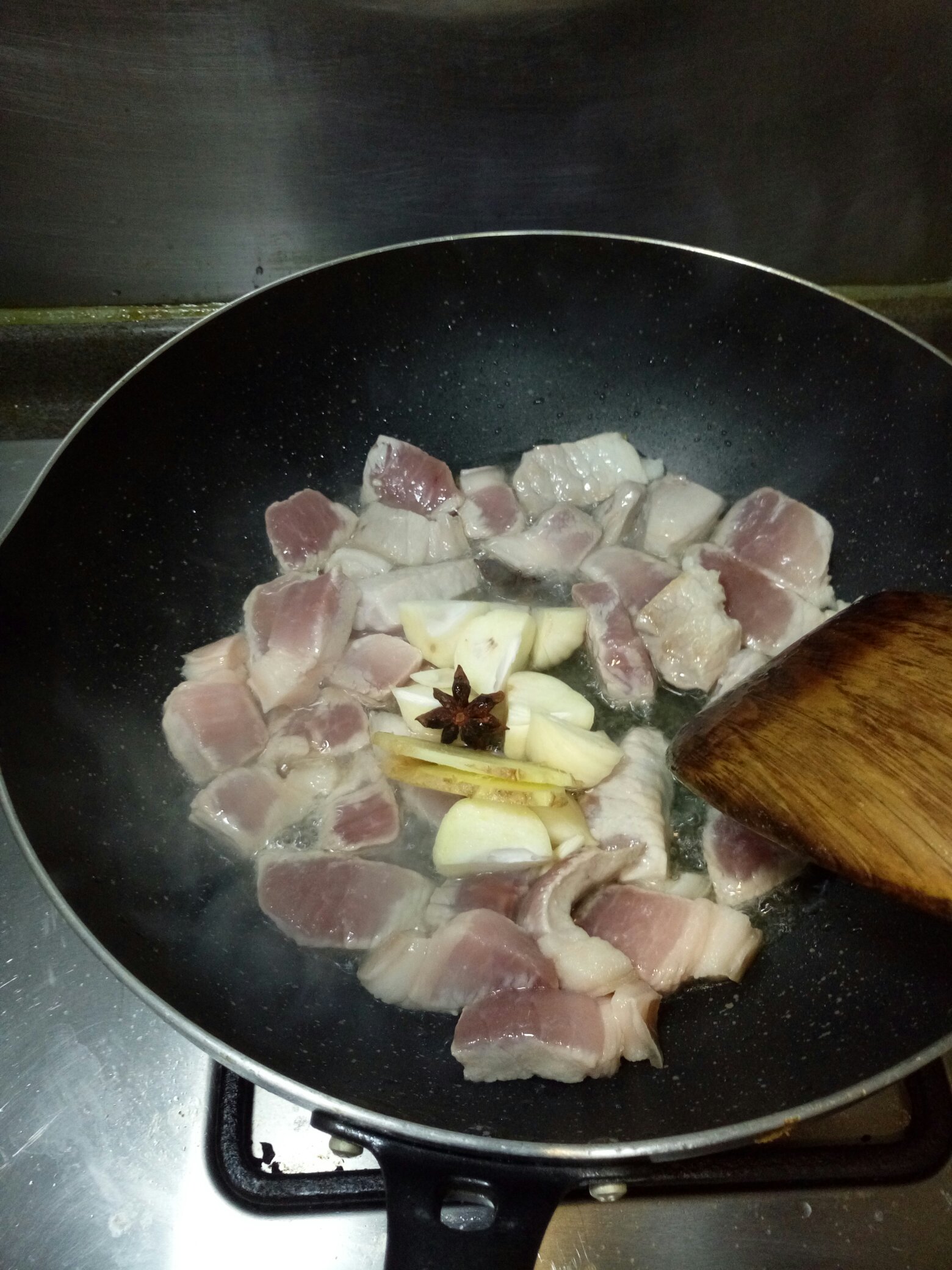 私房豆棍炖肉的做法 步骤3