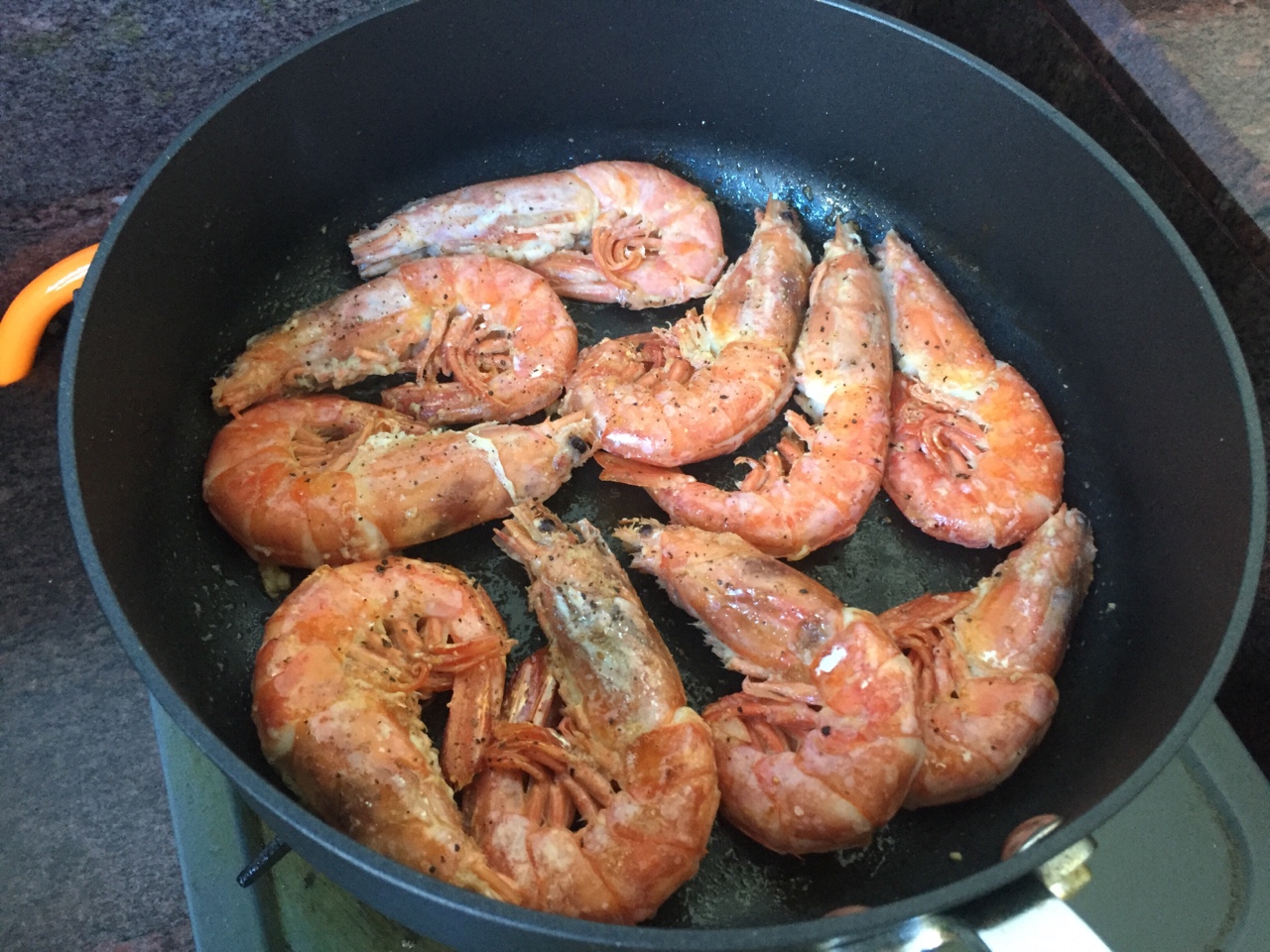 干煎天使紅蝦的做法 步骤2