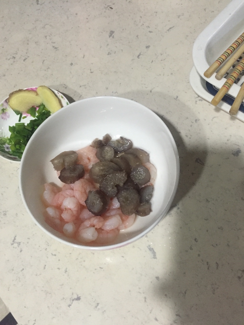 鮮蝦海鮮肉末粥（懶人版）的做法 步骤1