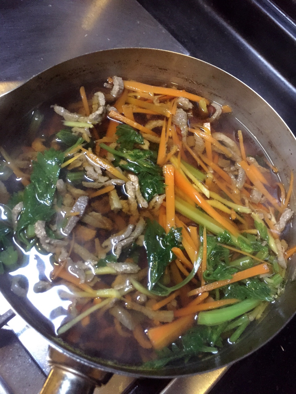 日式牛肉絲湯的做法 步骤3