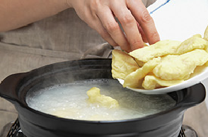 【食材包】酸湯蛋皮龍利魚的做法 步骤2