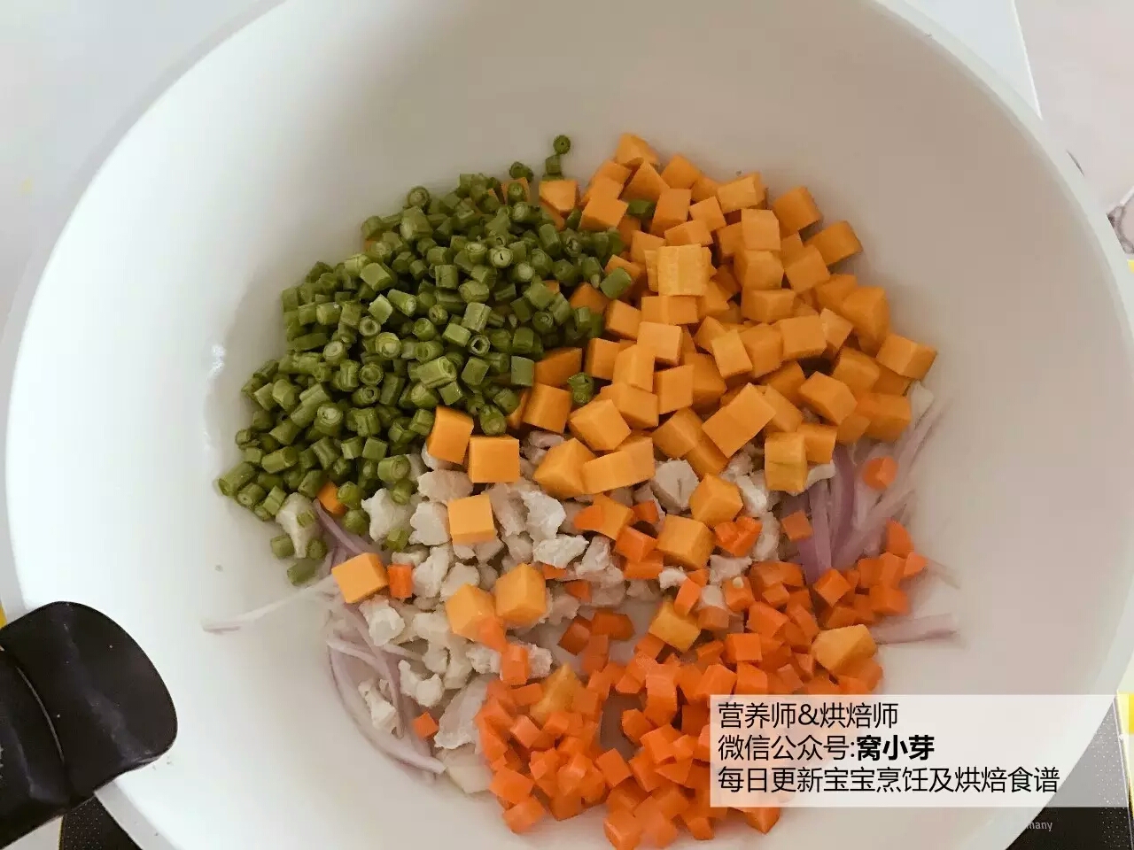 寶寶輔食︰南瓜雞肉豇豆燜飯 12M+的做法 步骤4