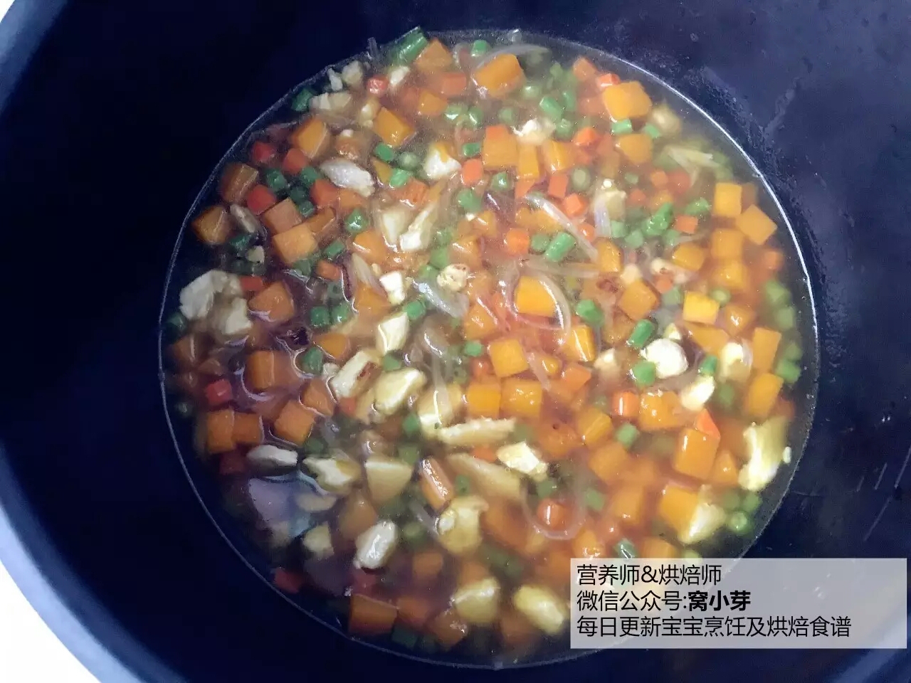 寶寶輔食︰南瓜雞肉豇豆燜飯 12M+的做法 步骤8