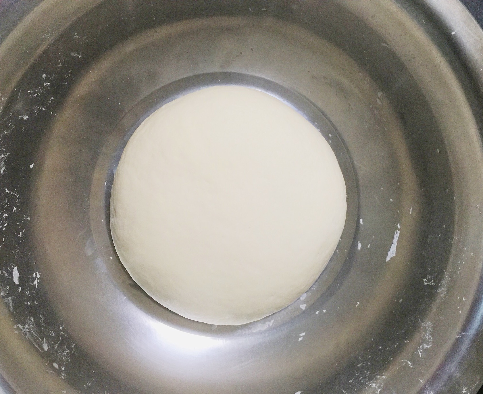 牛奶玫瑰卷饅頭的做法 步骤2