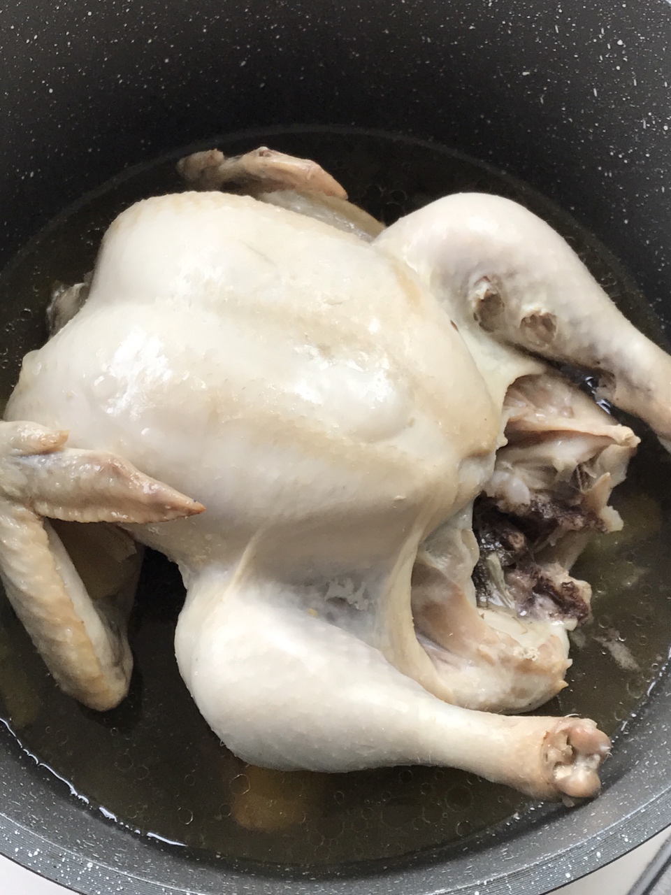 蔥油手撕鹽焗雞的做法 步骤5