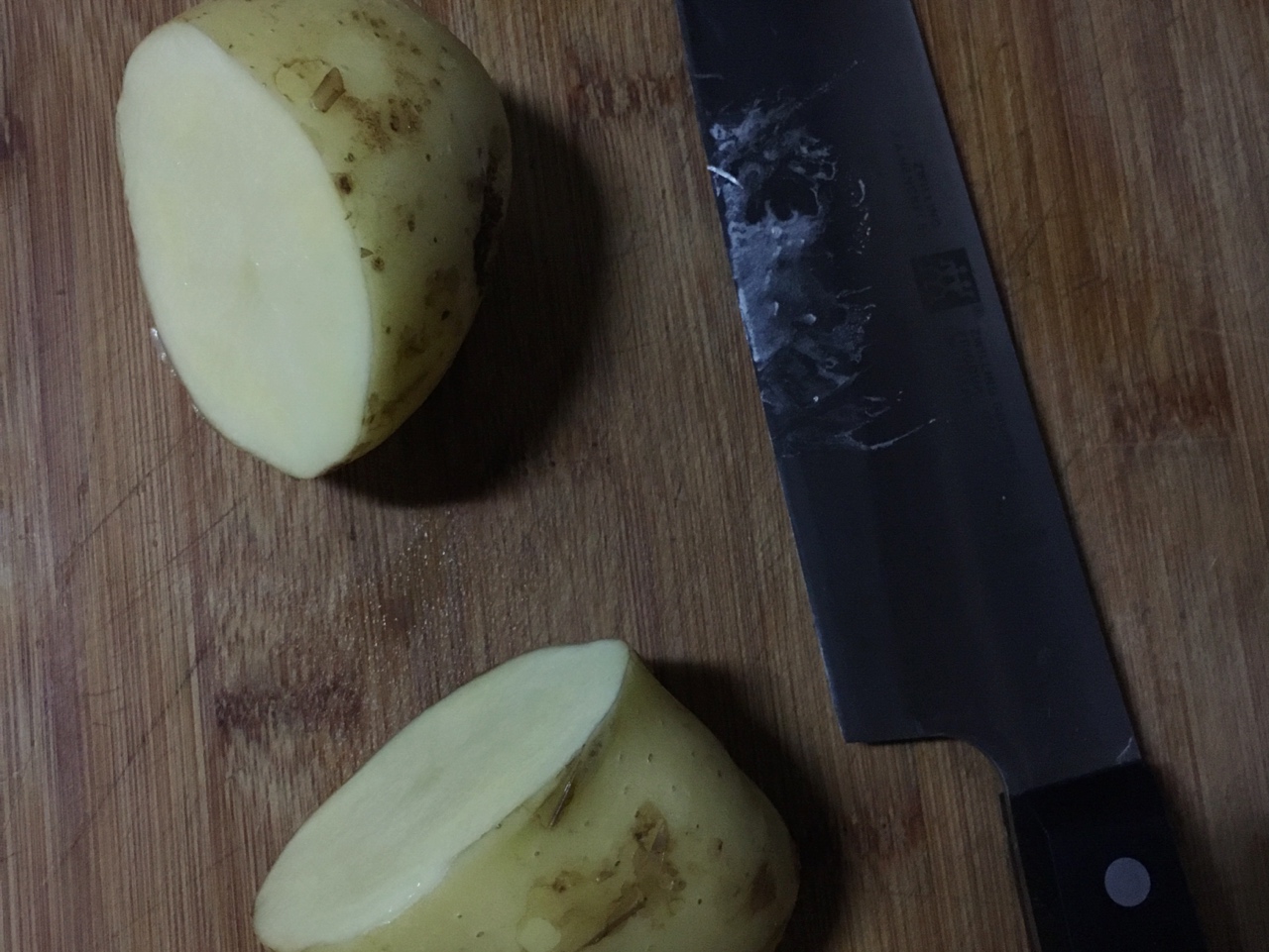 川味烤土豆的做法 步骤1