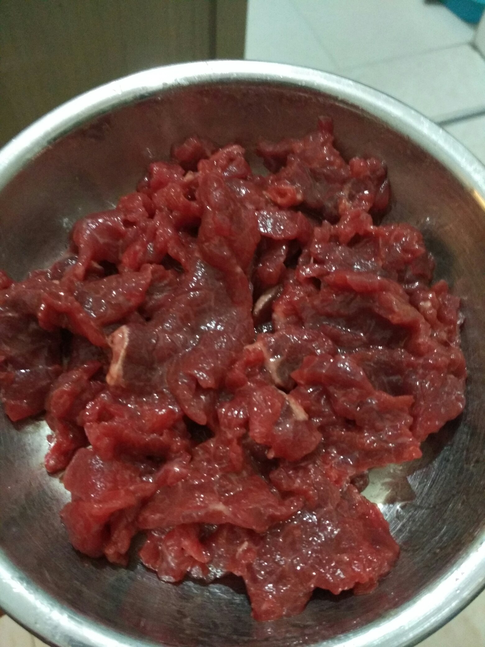菜心炒牛肉的做法 步骤1