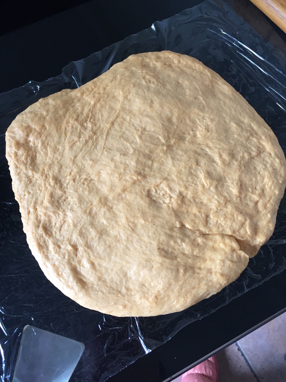 南瓜蜂蜜淡奶油辮子面包（面包機後整形）的做法 步骤9