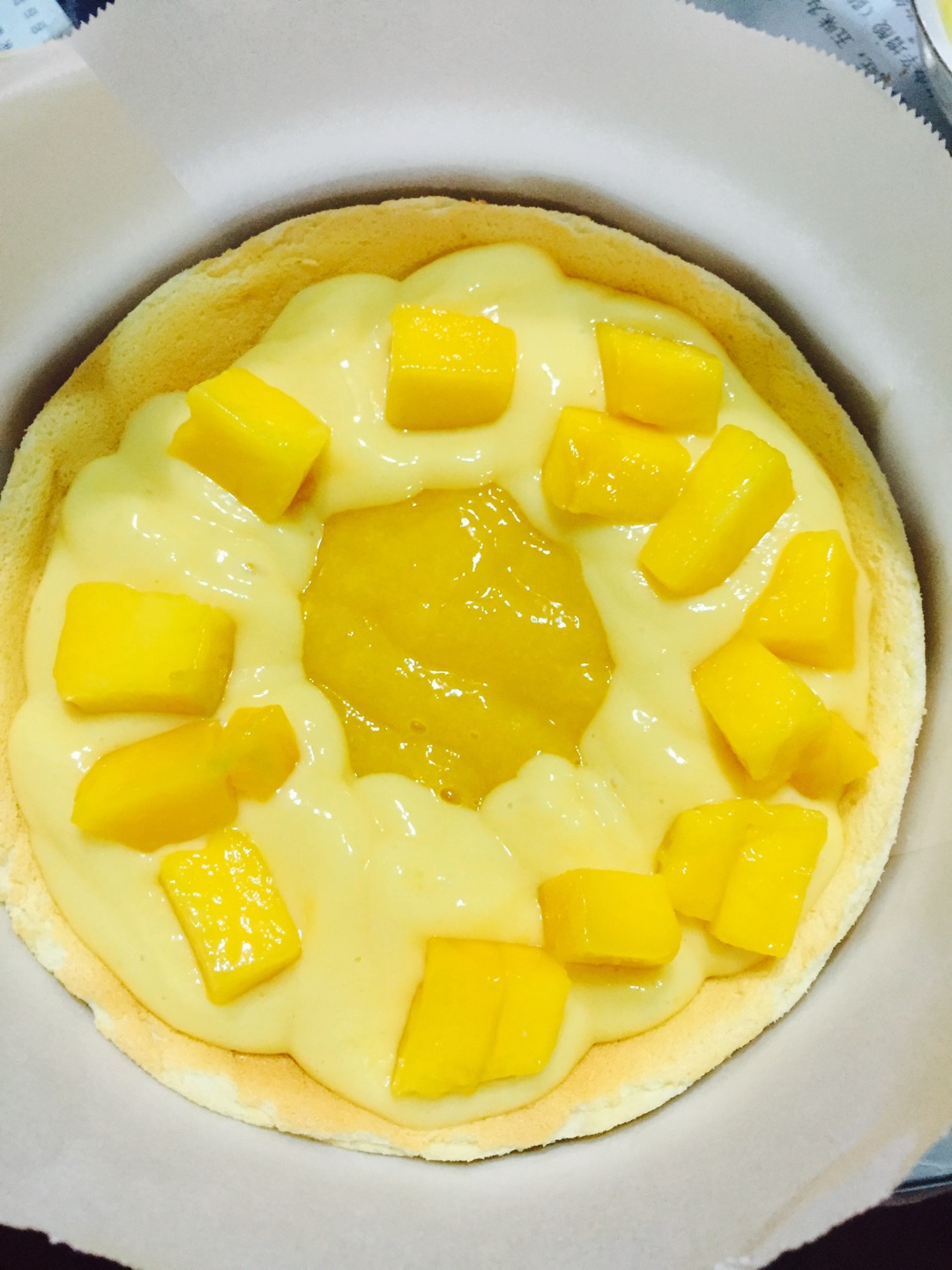 自創芒果流心酸奶蛋糕，不用鮮奶油。的做法 步骤1