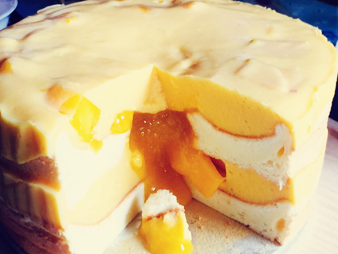 自創芒果流心酸奶蛋糕，不用鮮奶油。的做法 步骤2