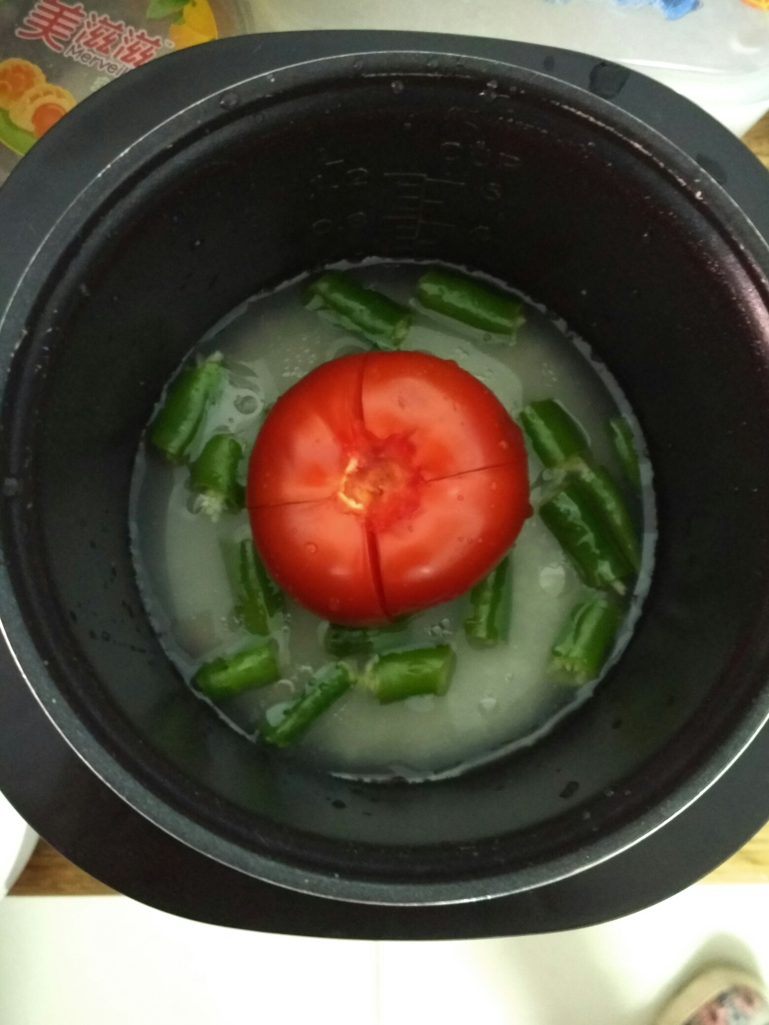 青椒番茄肉蛋煲仔飯（電飯鍋版）的做法 步骤2