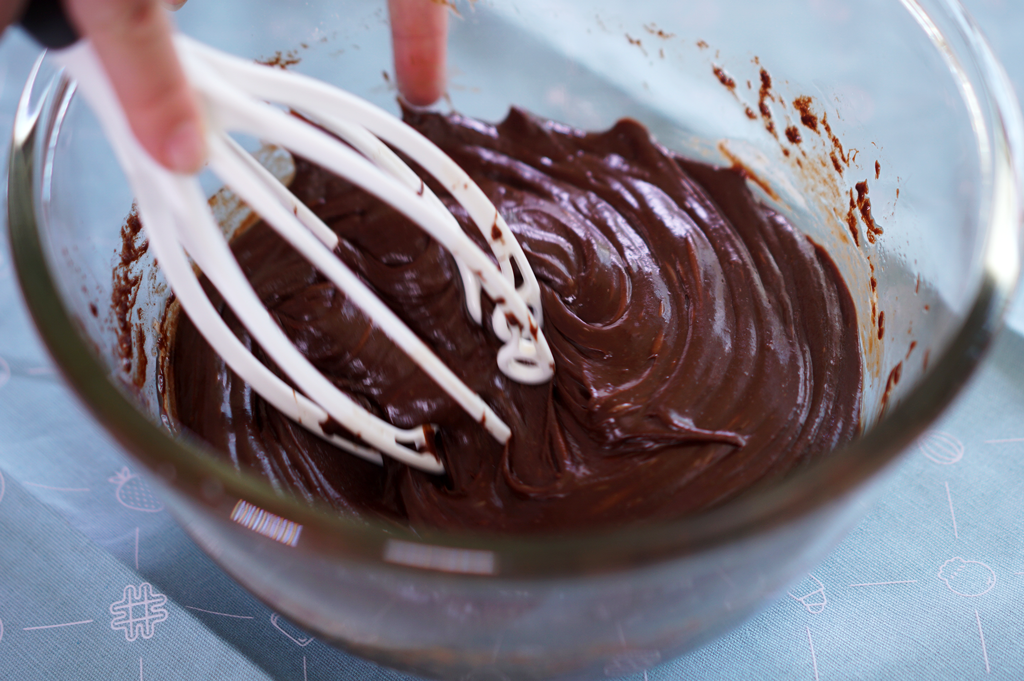 小羽私廚之巧克力熔岩蛋糕的做法 步骤5