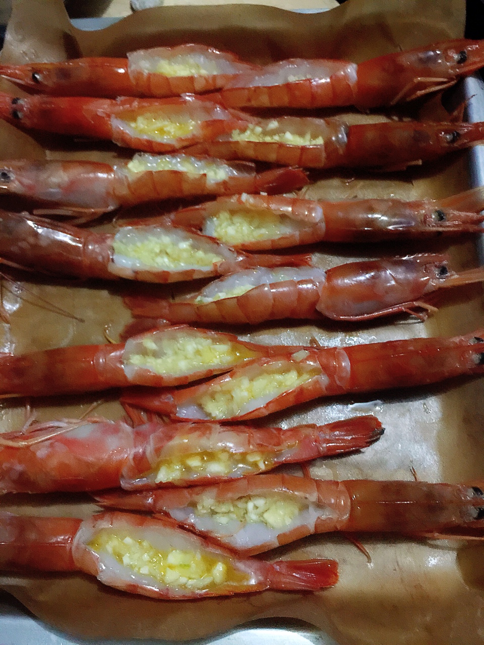 蒜蓉芝士焗阿根廷大蝦的做法 步骤4