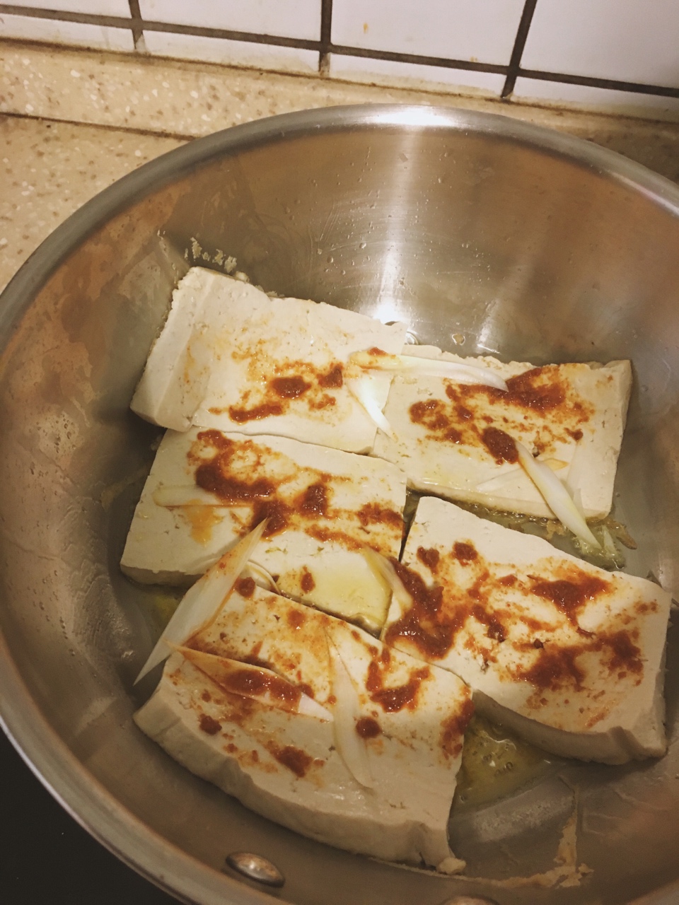 馬來娘惹咖喱醬混搭川味燒豆腐的做法 步骤1