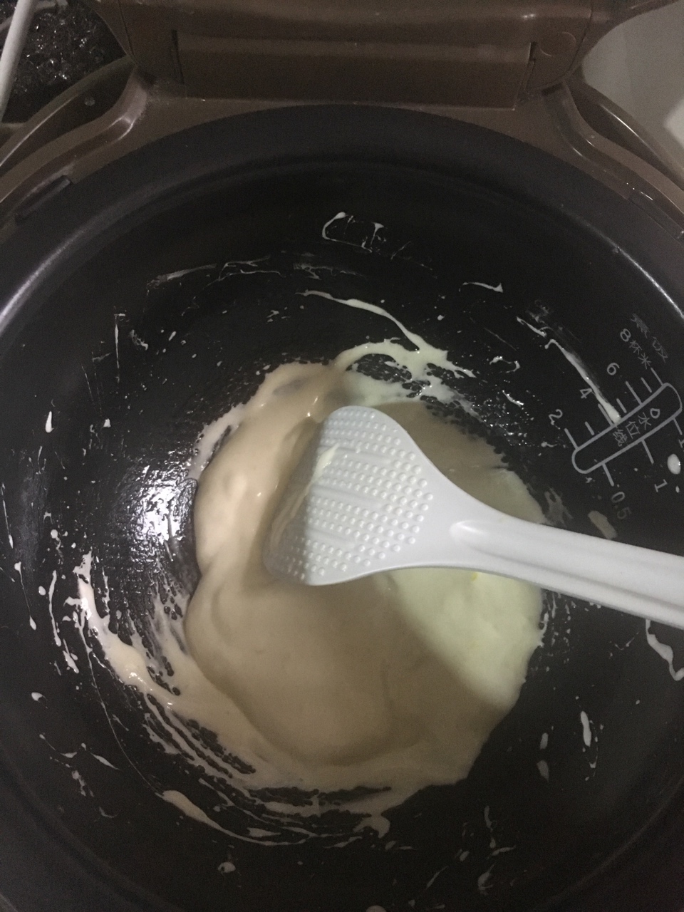 電飯煲版牛軋糖的做法 步骤3