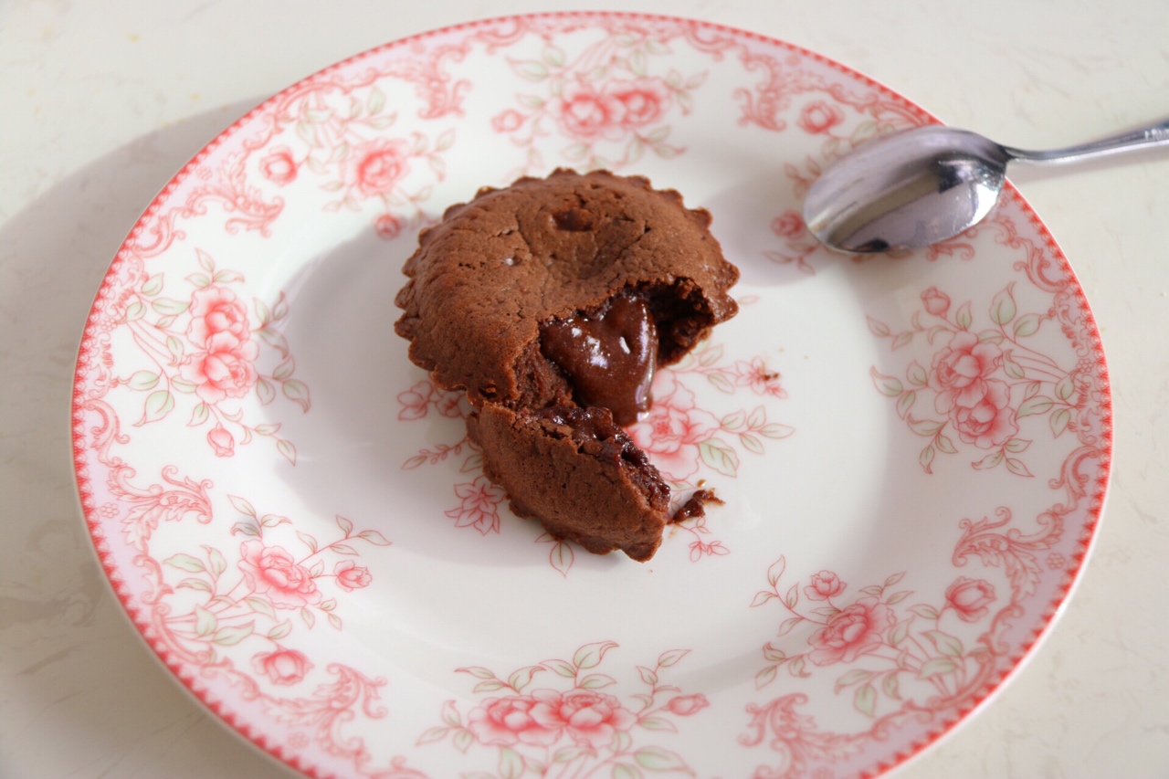 爆漿巧克力蛋糕的做法 步骤14