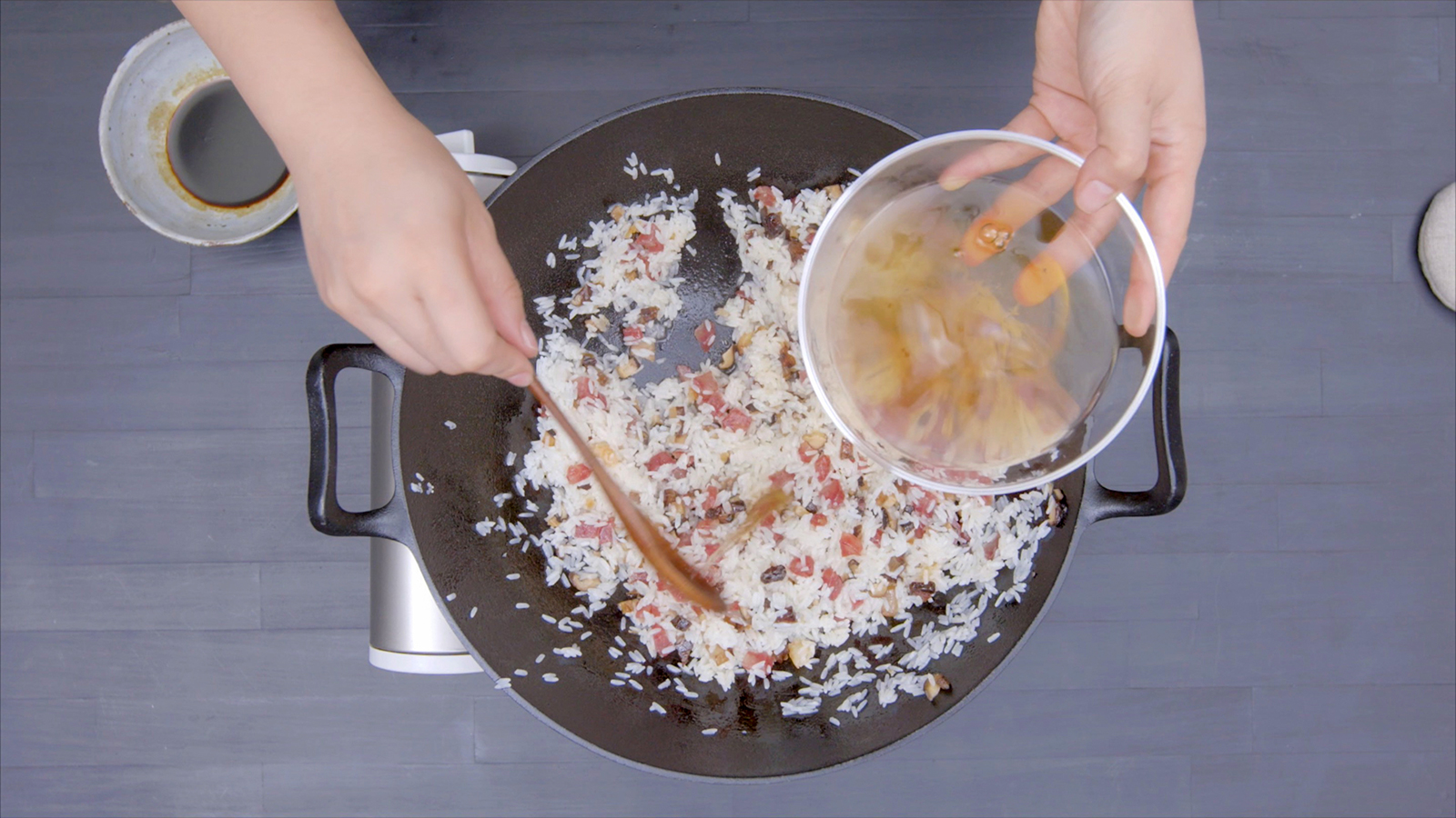生炒糯米飯∣美食台的做法 步骤6